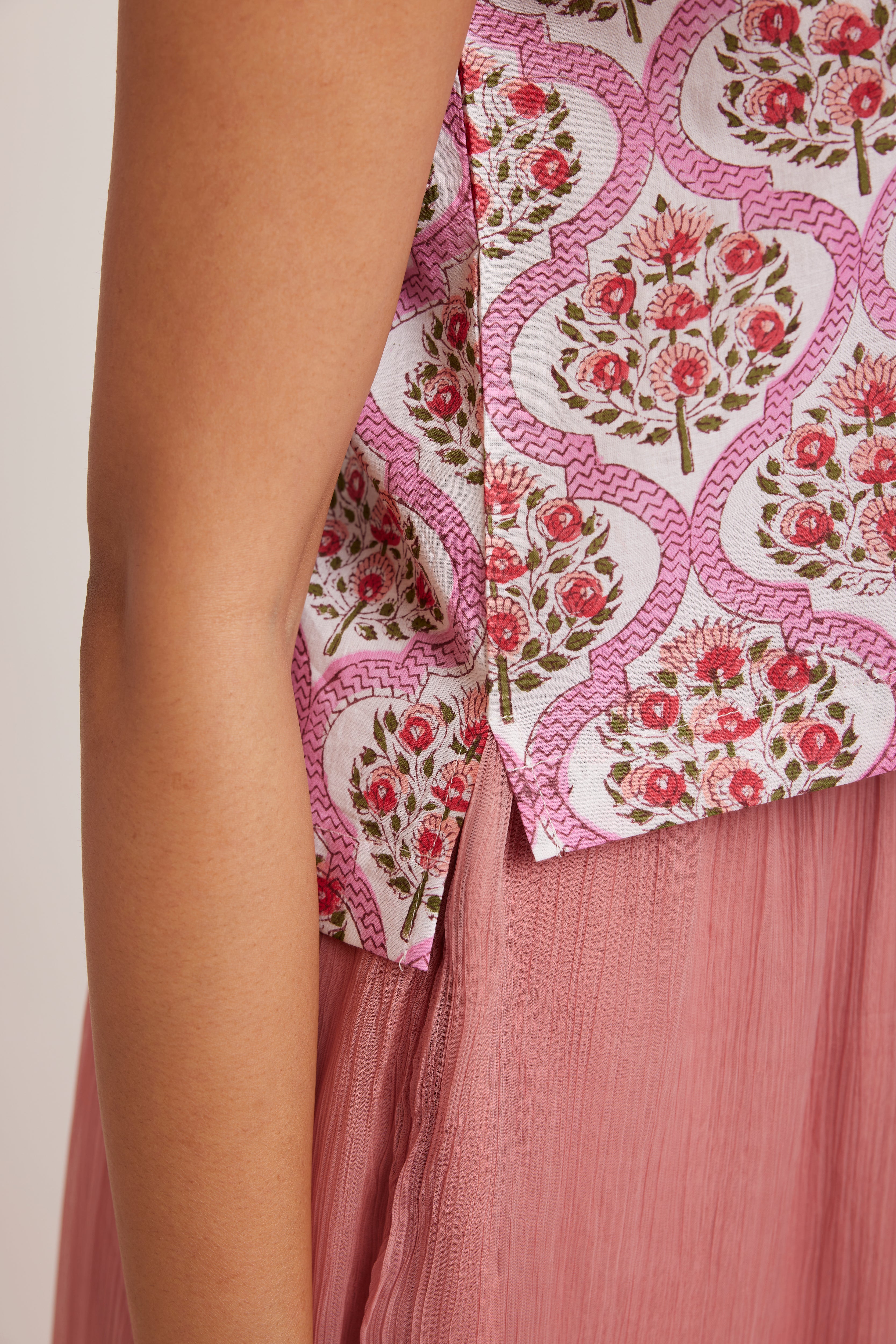 GOLBAHAR block print v-neck Top