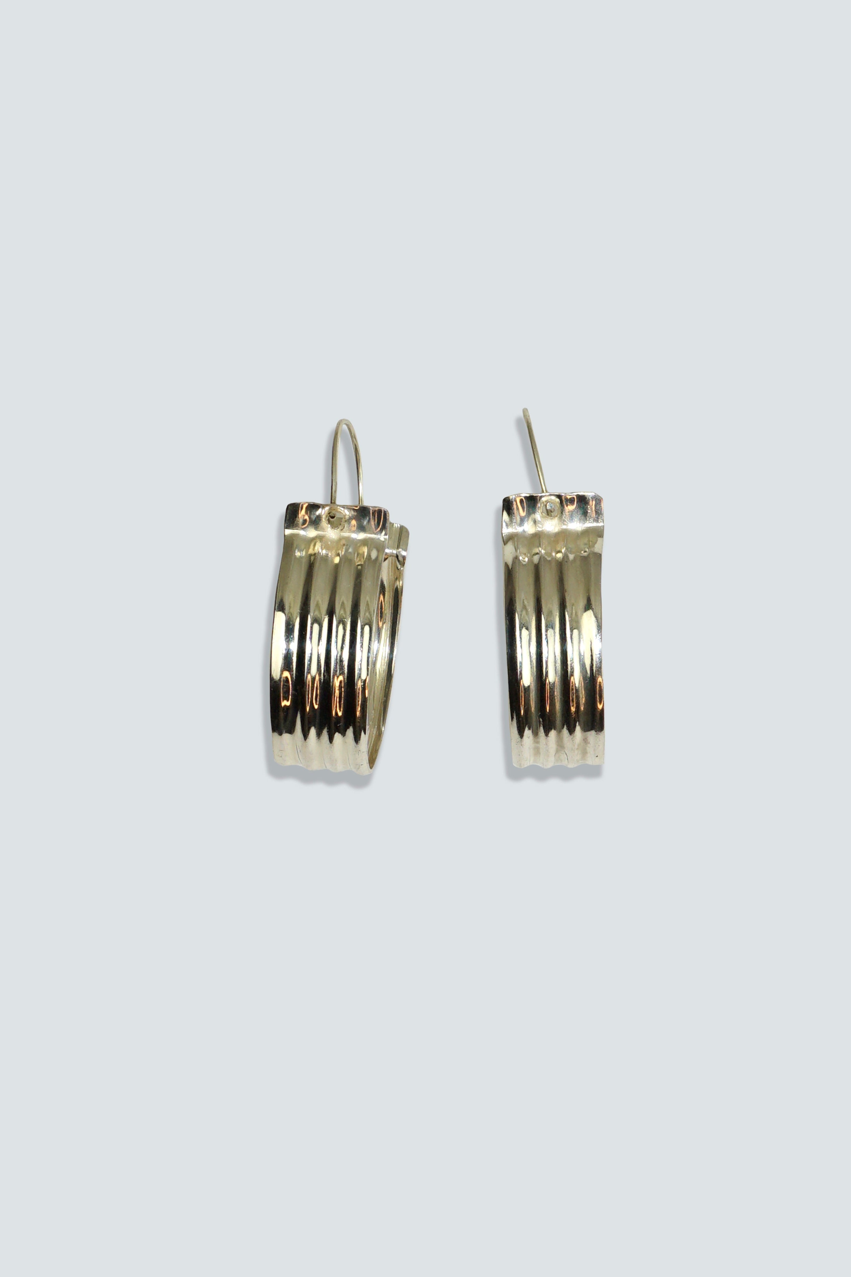 SHILA chunky hoops